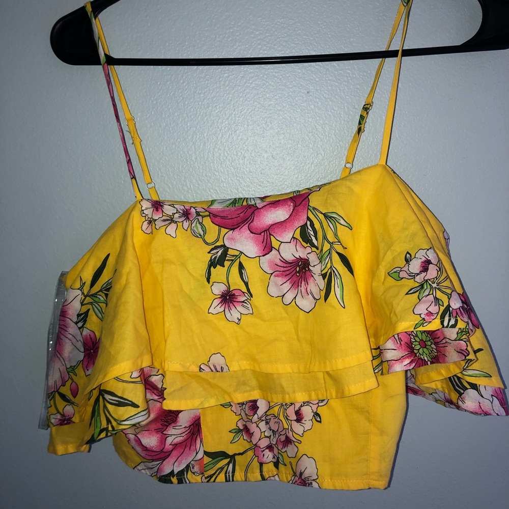 Yellow crop top nwt